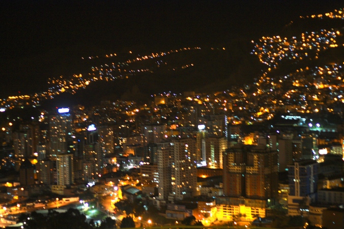 Learning night photography with Gato, a view from El Alto.